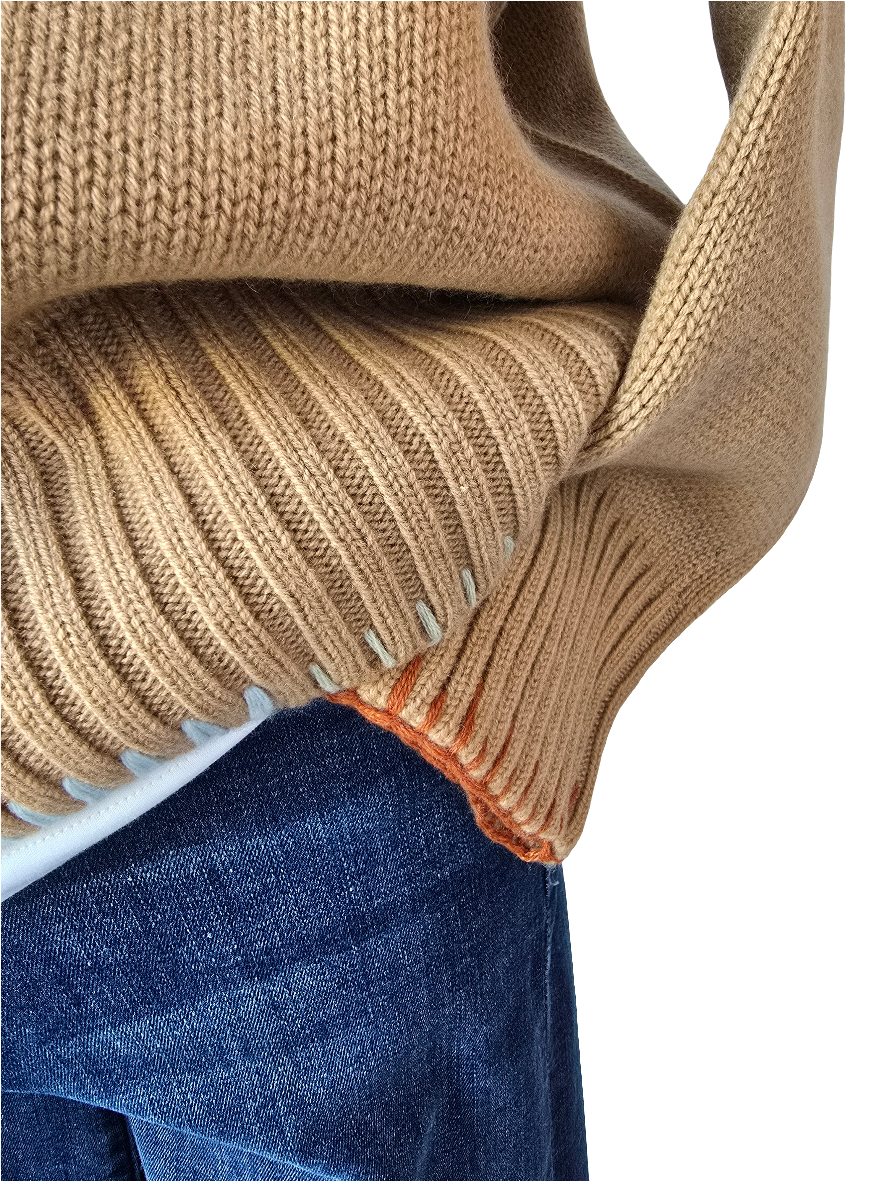 Canessa - Maglia con ricamo beige