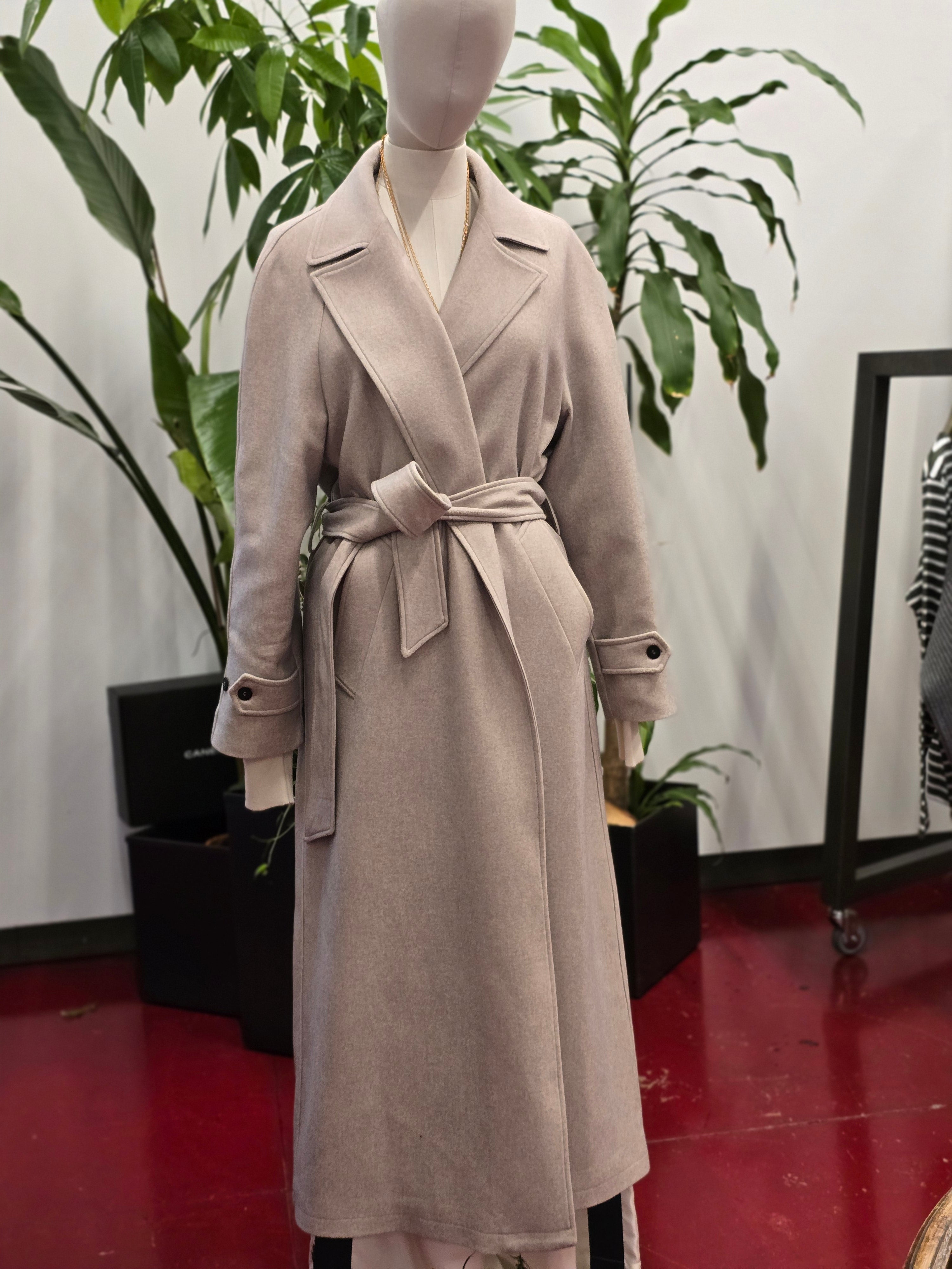 Canessa - Cappotto in cashmere color neutro