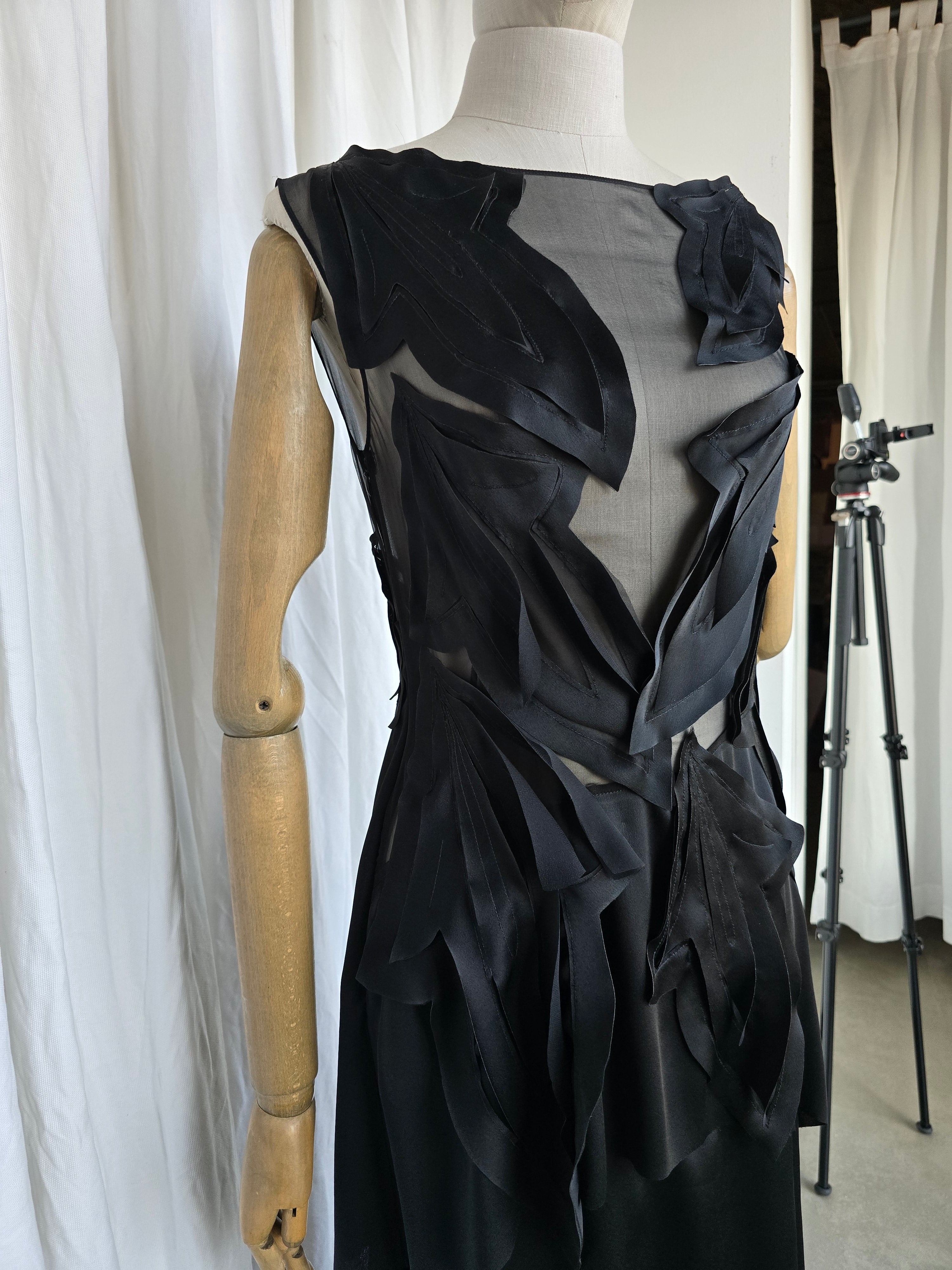 Alberta Ferretti - Abito senza maniche in satin, nero