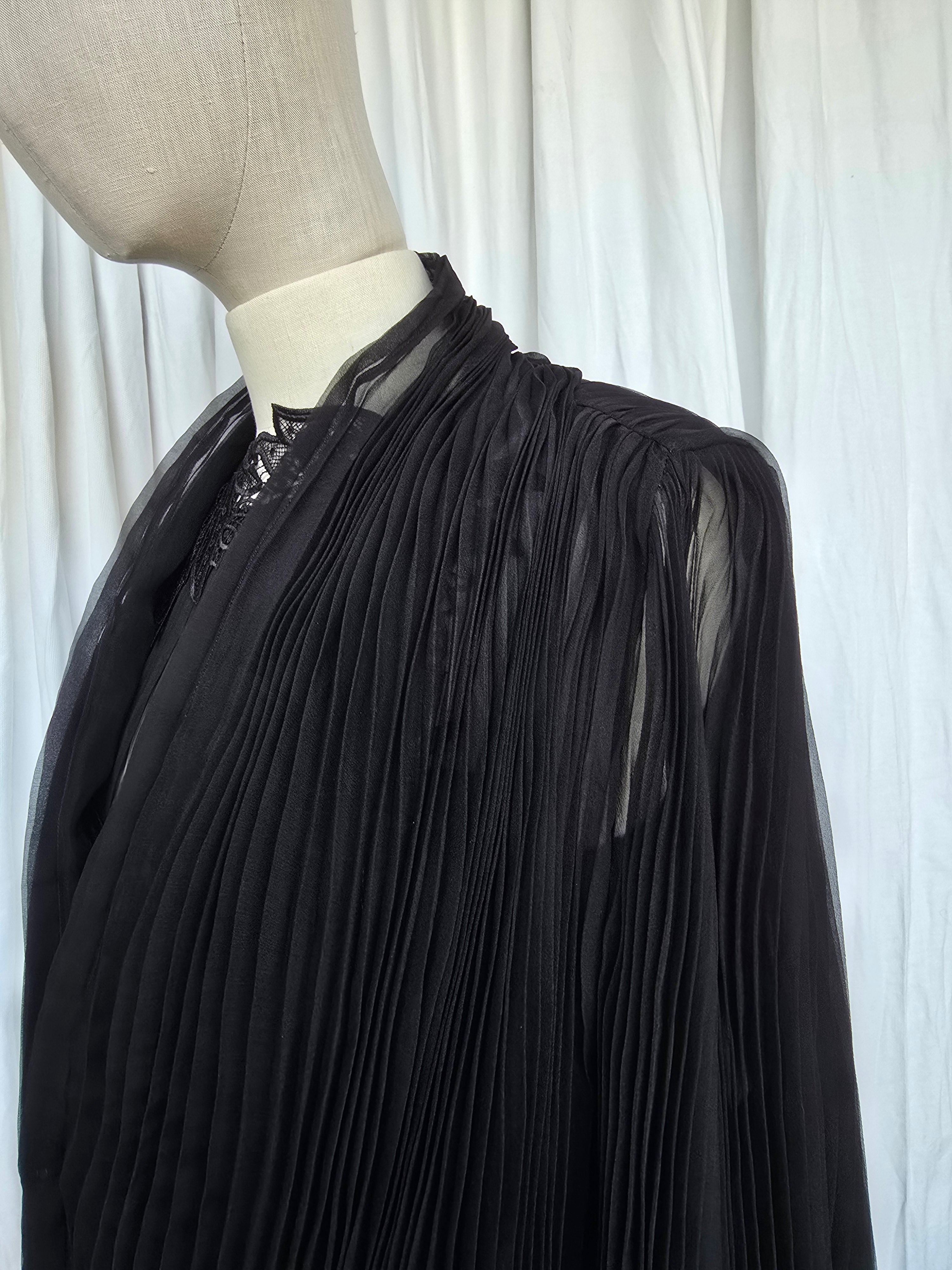 Alberta Ferretti -bomber plissé in chiffon organzato nero