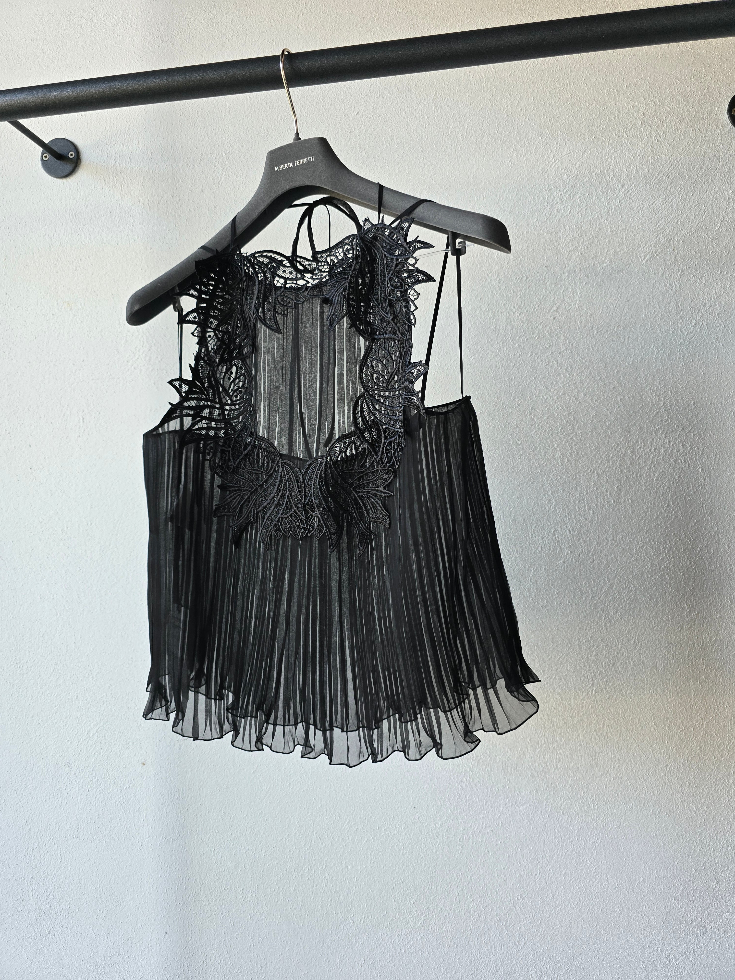 Alberta Ferretti - Top plissé e pizzo in chiffon organzato nero