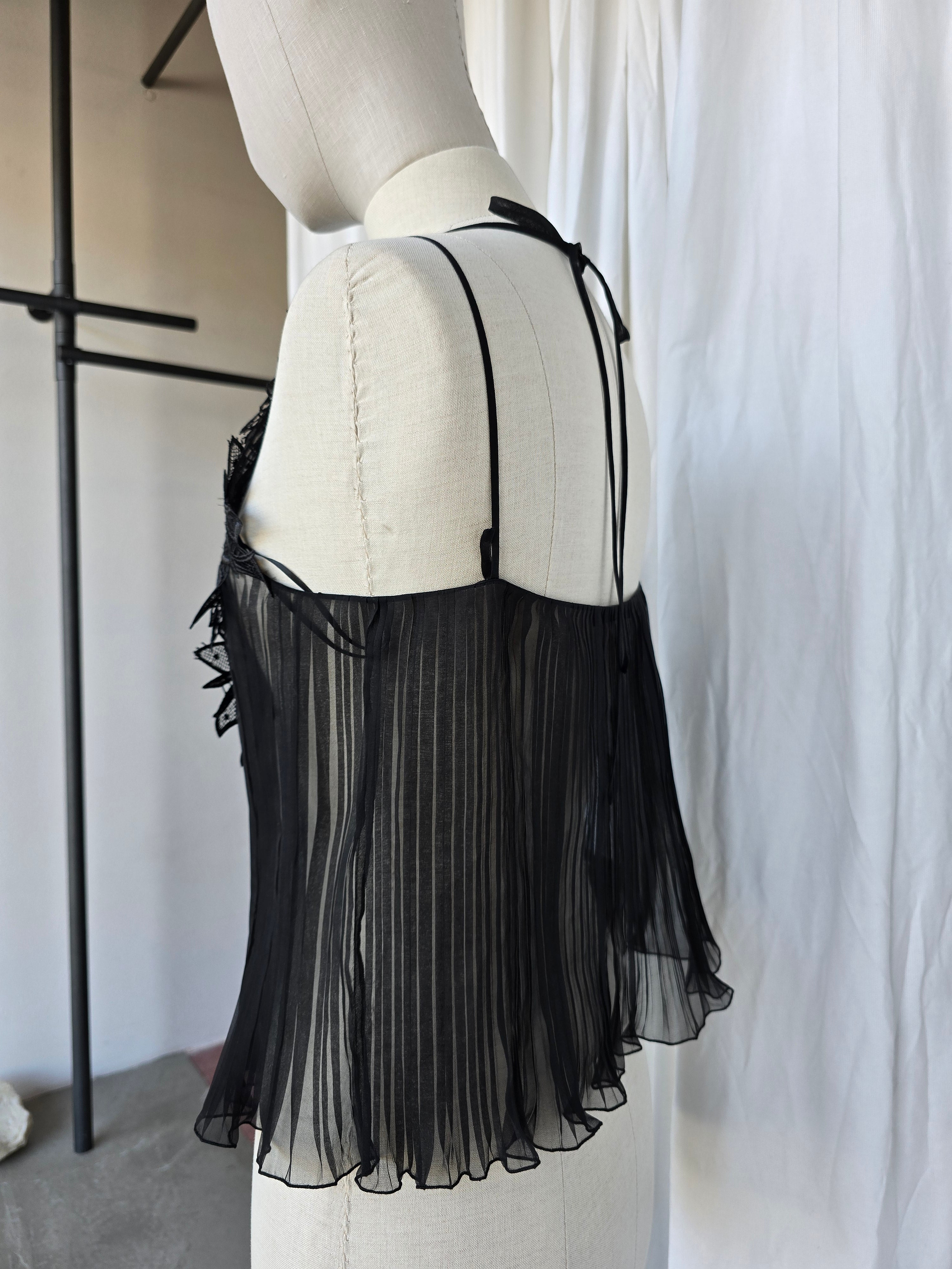 Alberta Ferretti - Top plissé e pizzo in chiffon organzato nero