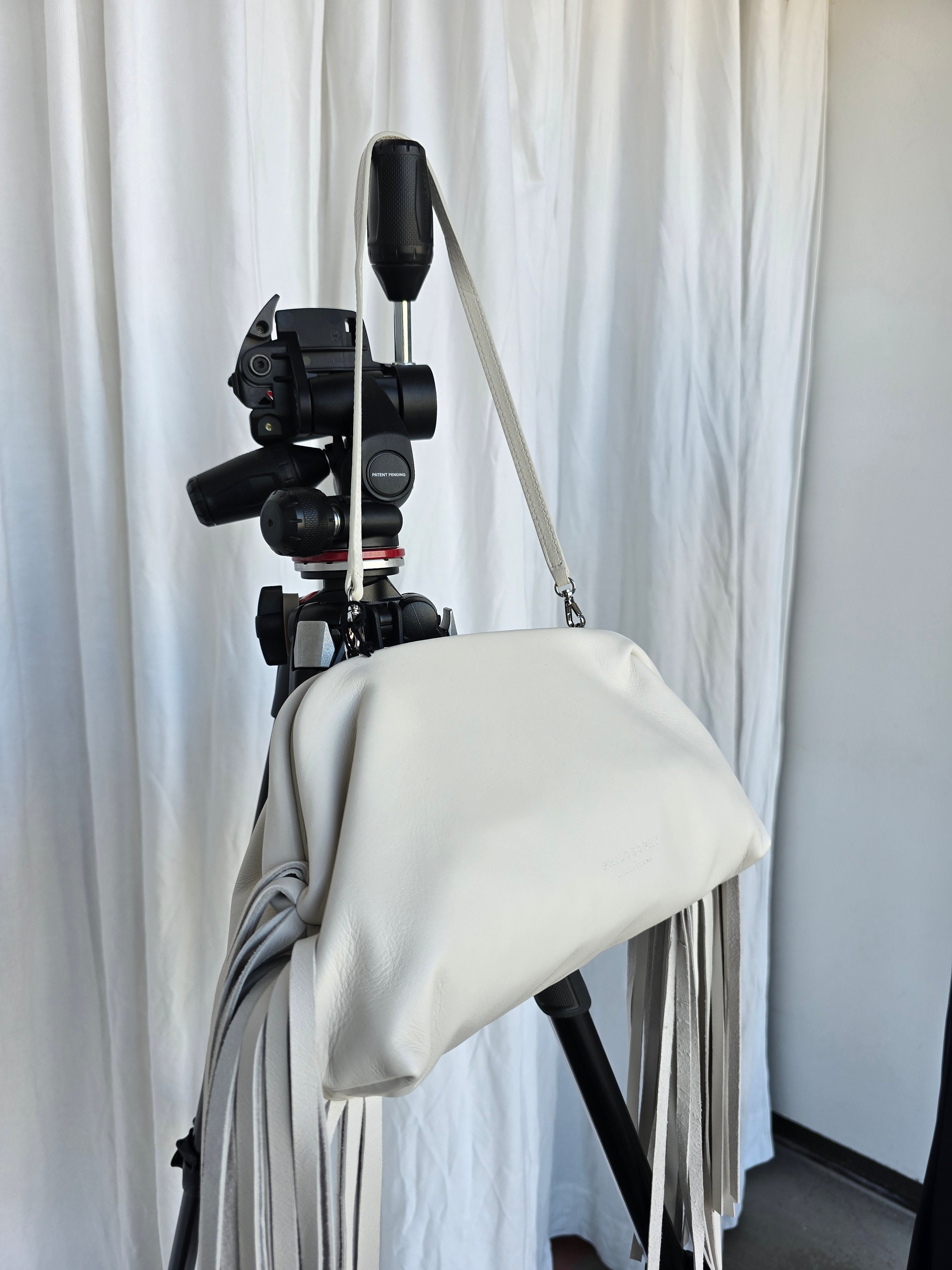 Philosophy di Lorenzo Serafini - Borsa nappa con frange, beige