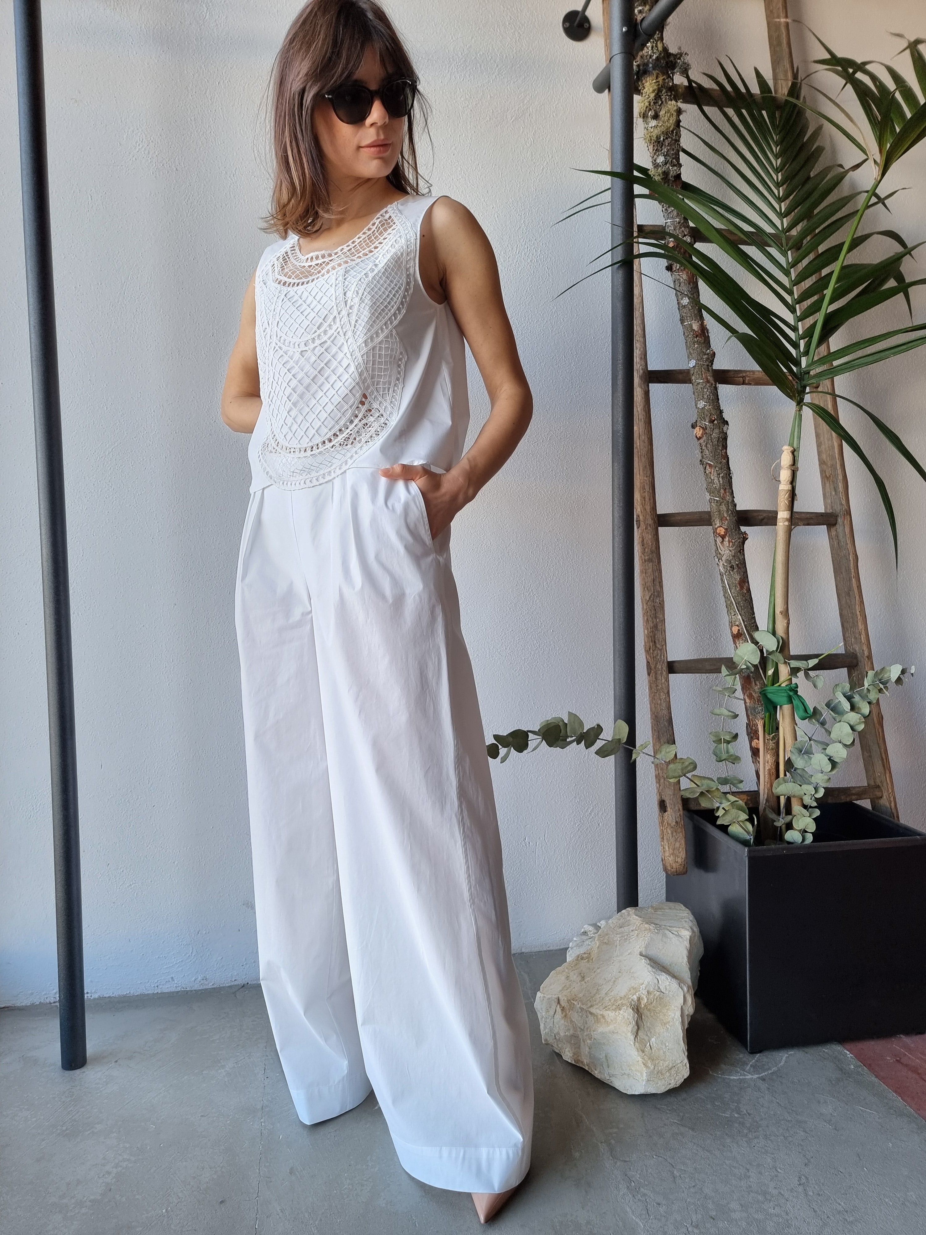Alberta Ferretti – Pantalone bianco con macramé