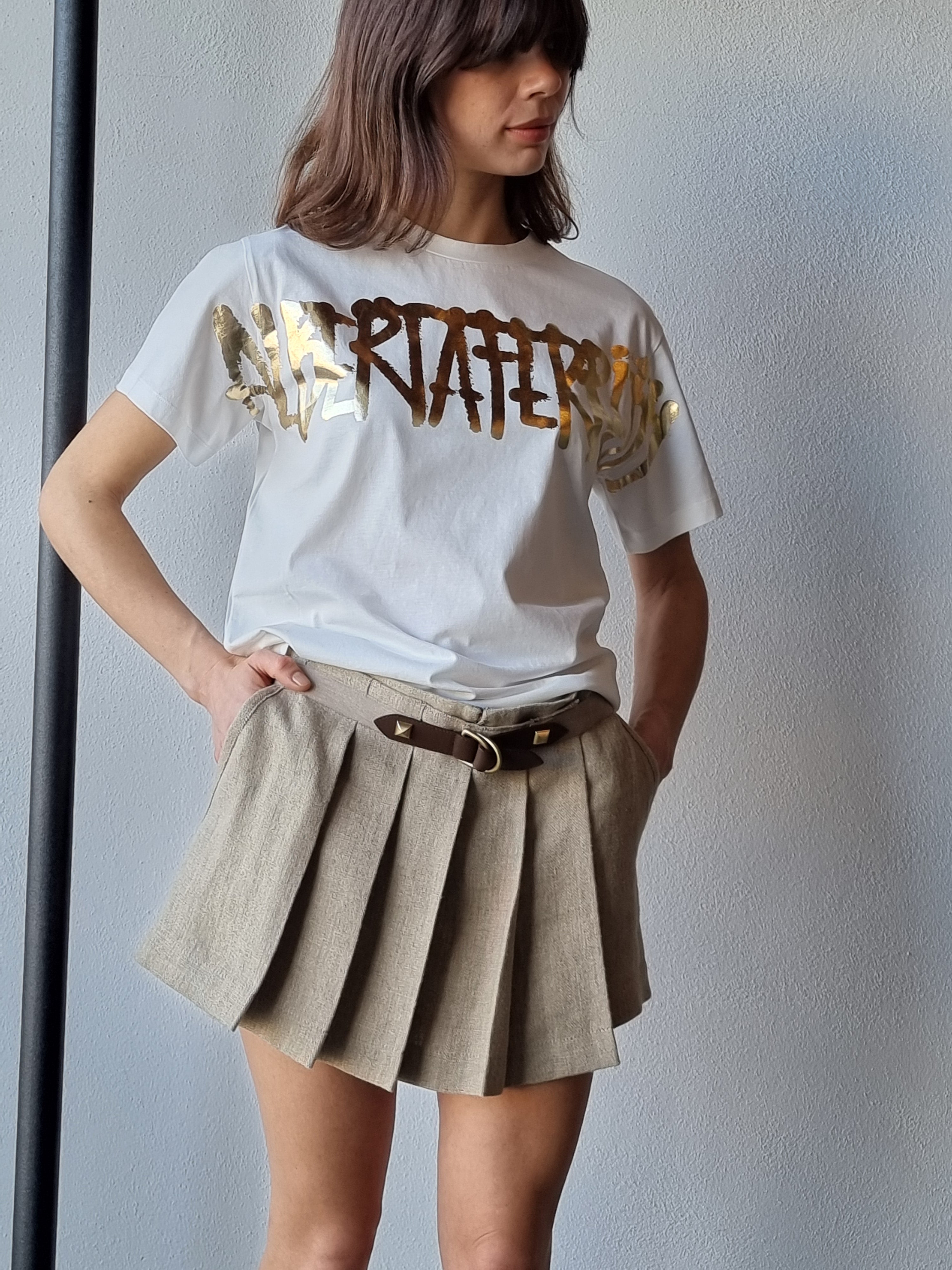 Alberta Ferretti - T-shirt bianca  logata oro