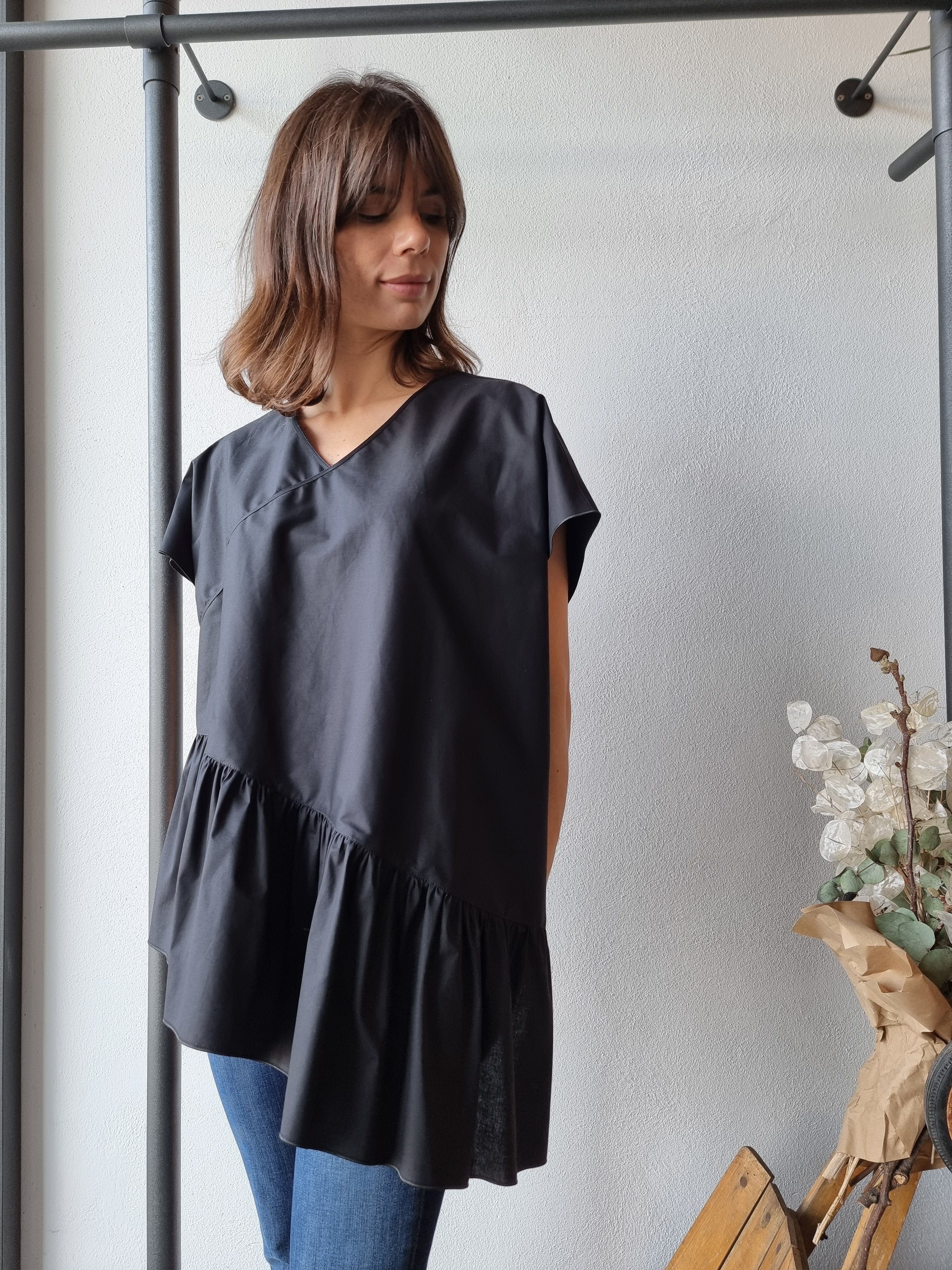 Aquilano Rimondi – Camicia asimmetrica nera