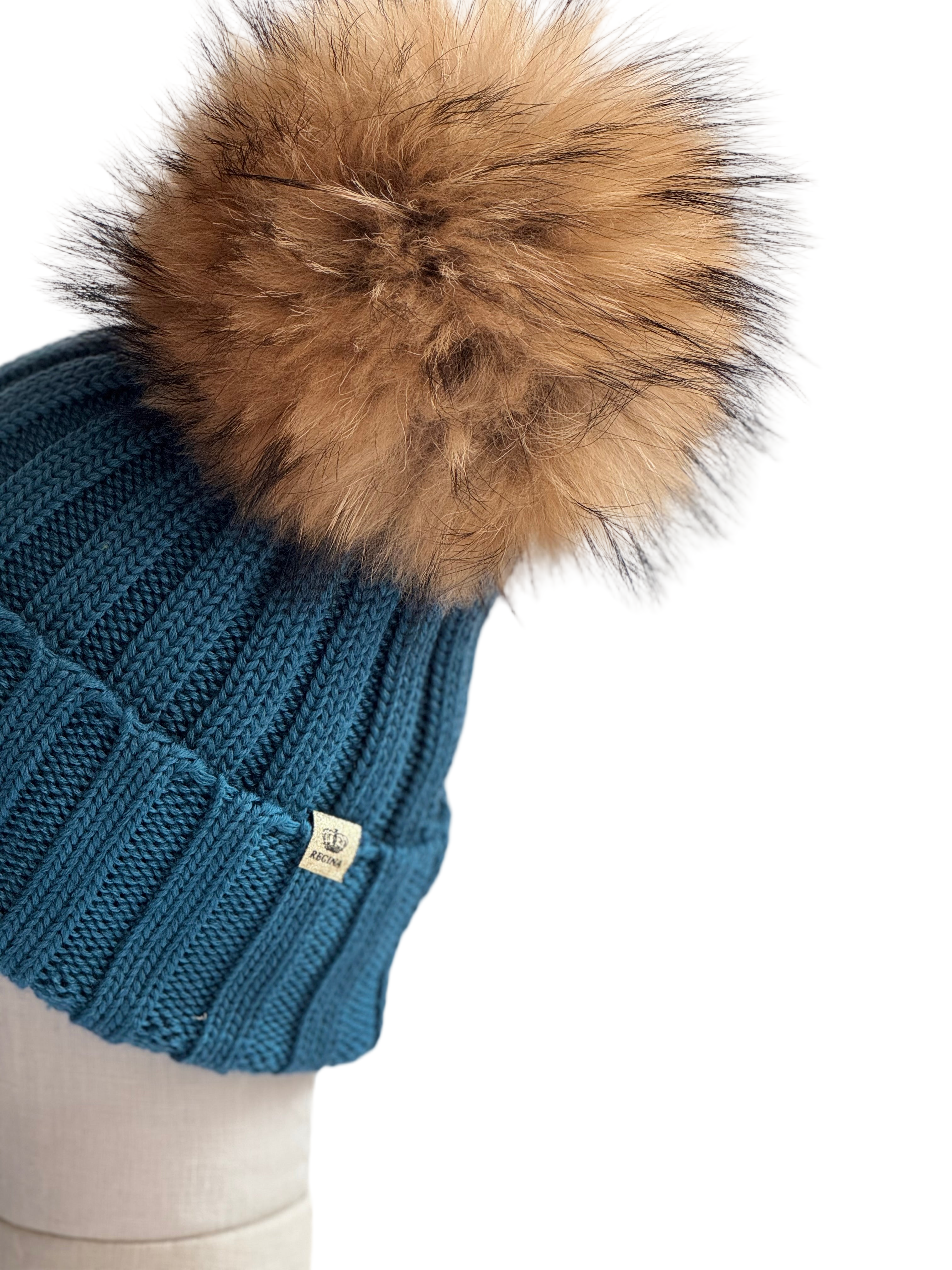 Cappello petrolio pompon