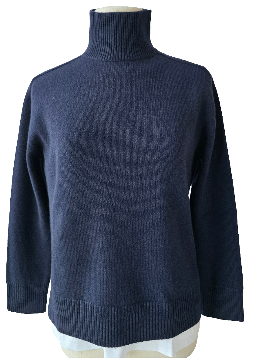 Maglia in cashmere collo lupetto