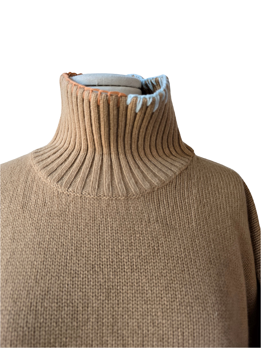 Canessa - Maglia con ricamo beige