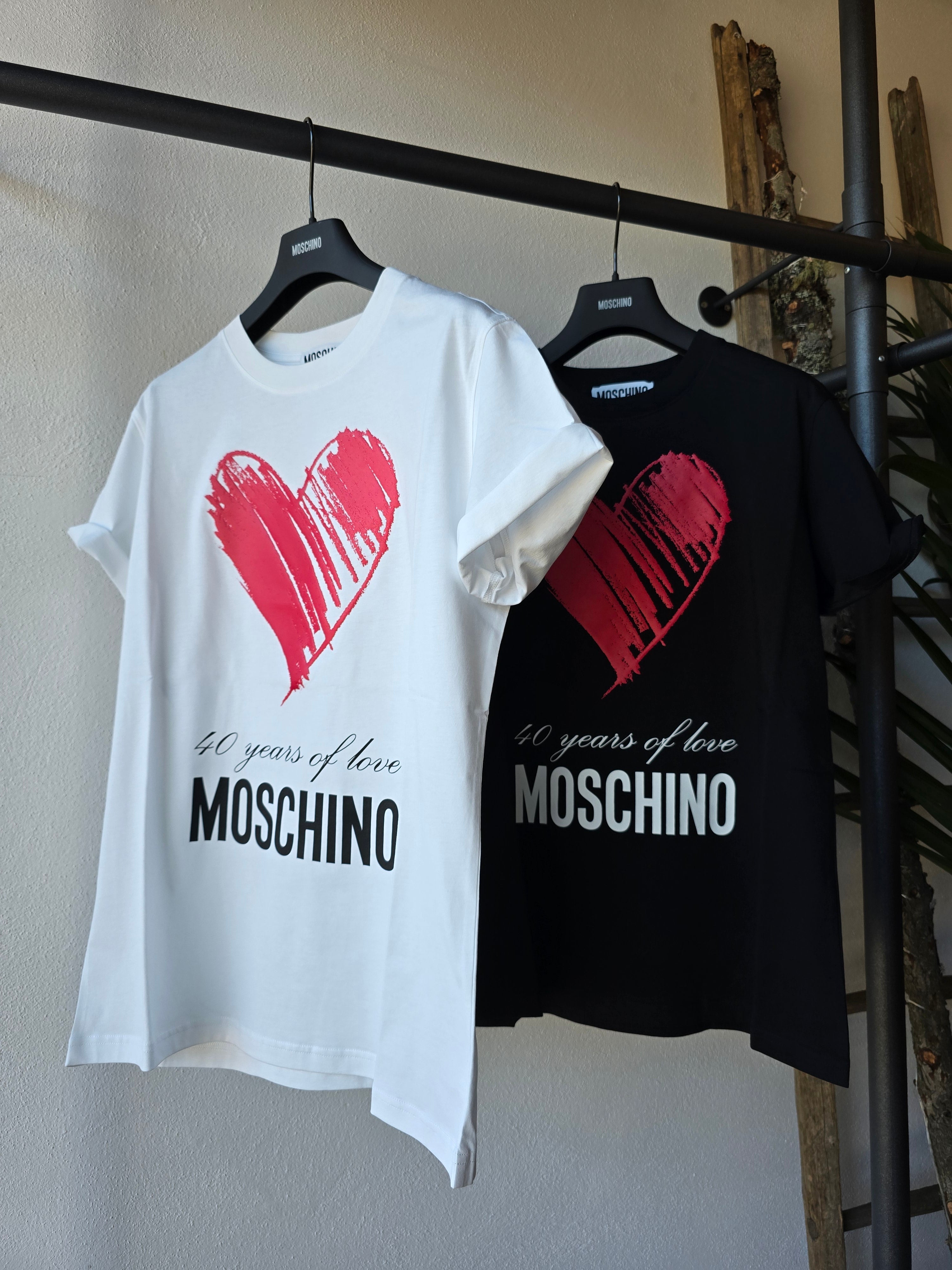 Moschino T-shirt – Cotone cuore grande