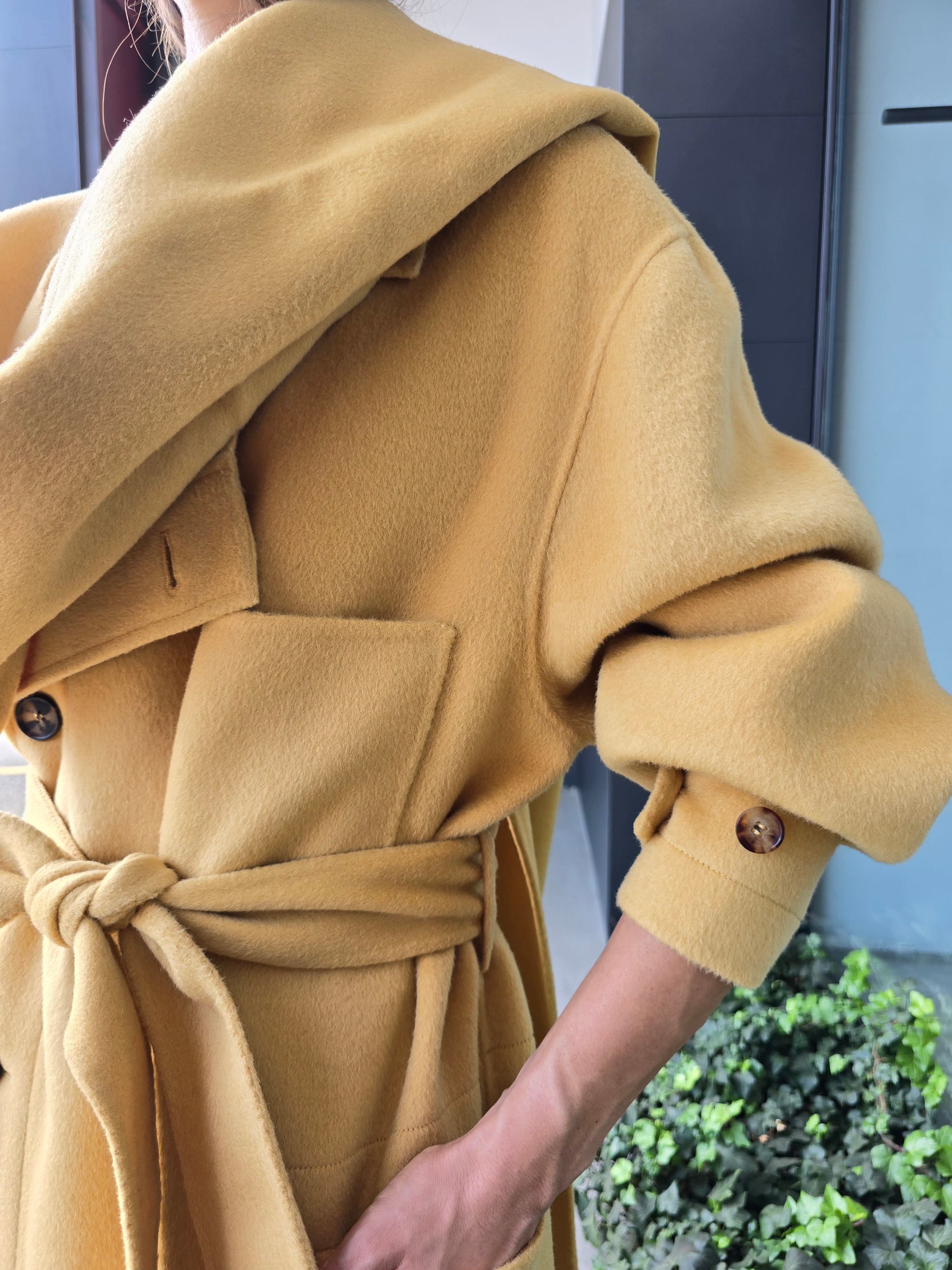 Philosophy di Lorenzo Serafini - Cappotto lungo in panno double giallo