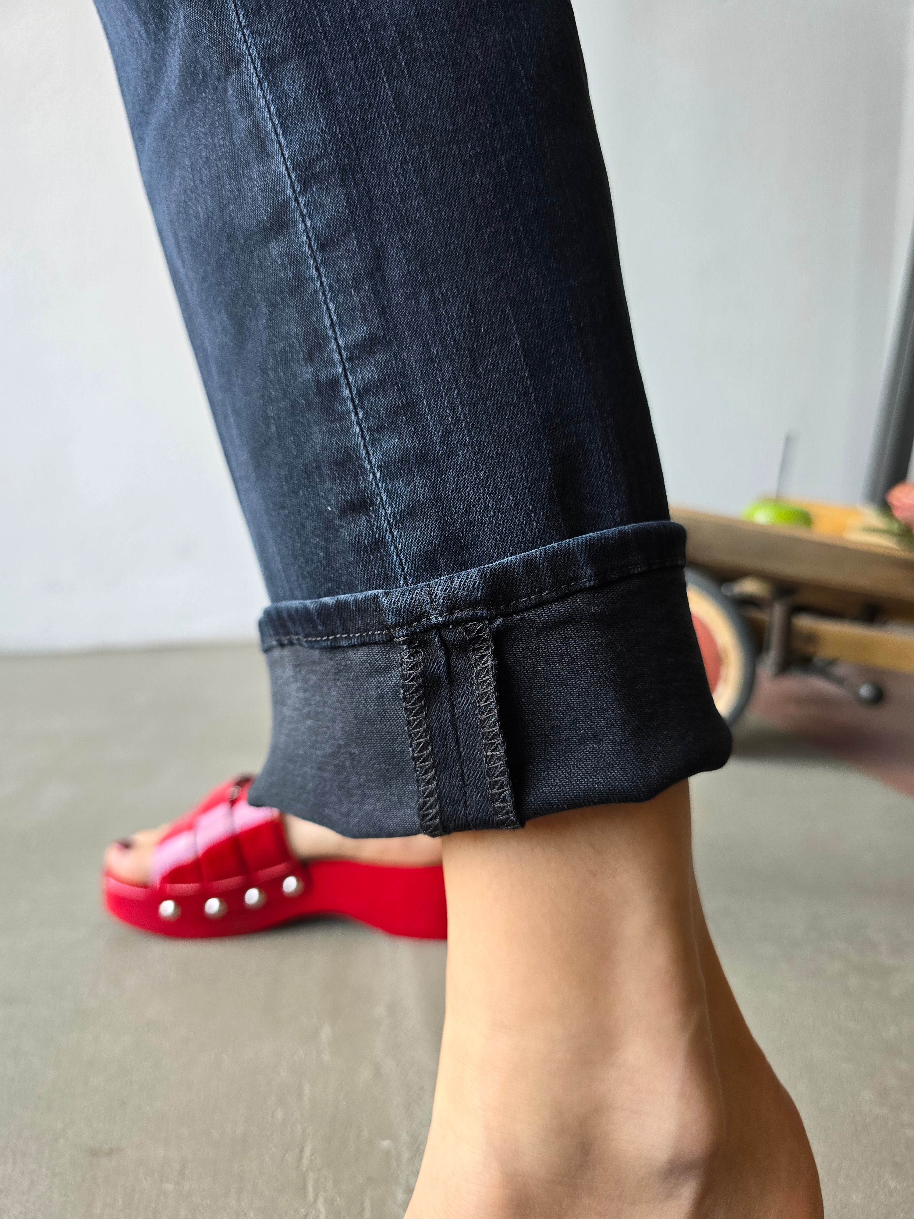 Mother Jeans - "The Mid Rise Rambler Zip Ankle"