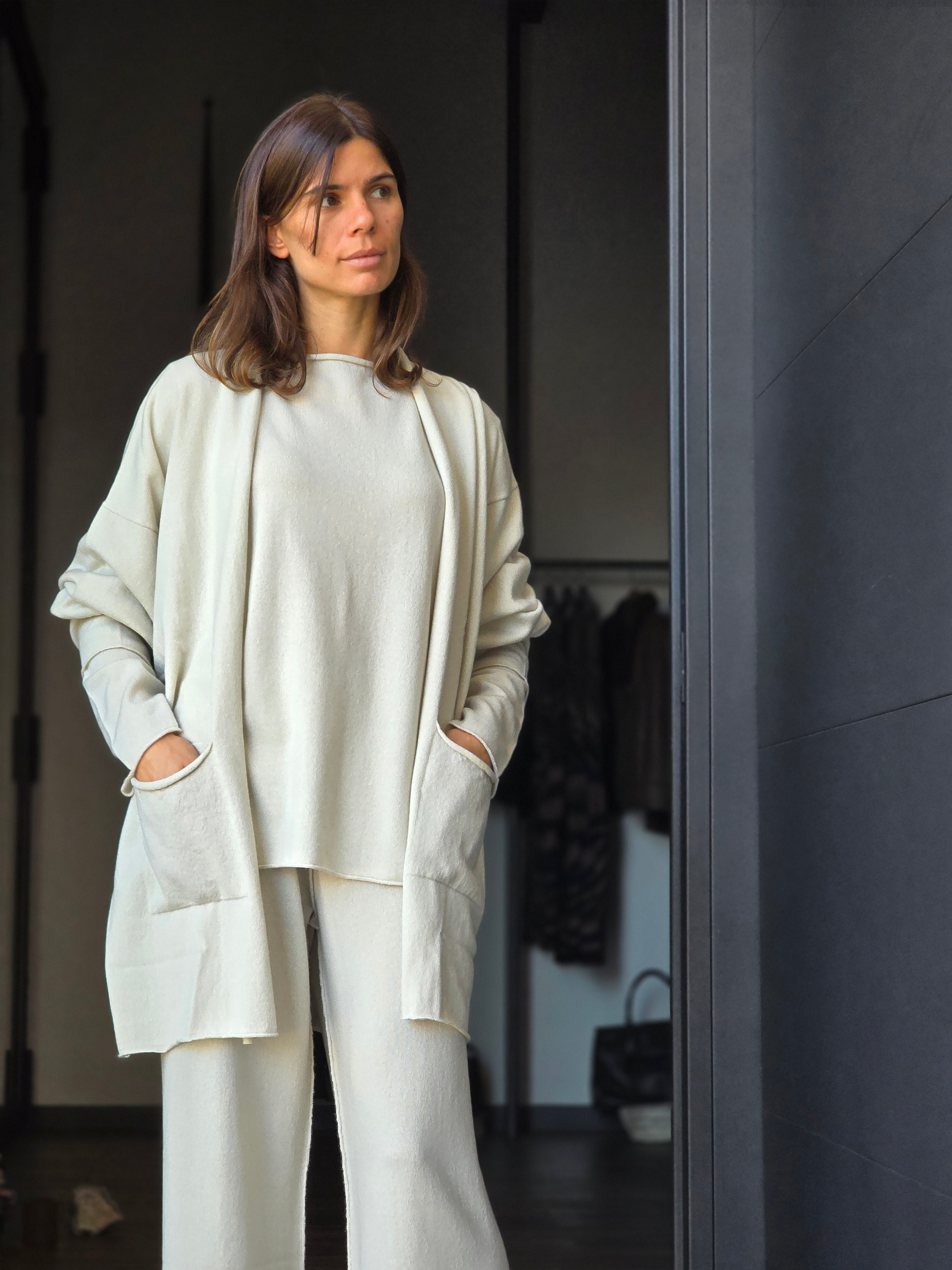 Canessa - Cardigan in cashmere bianco latte