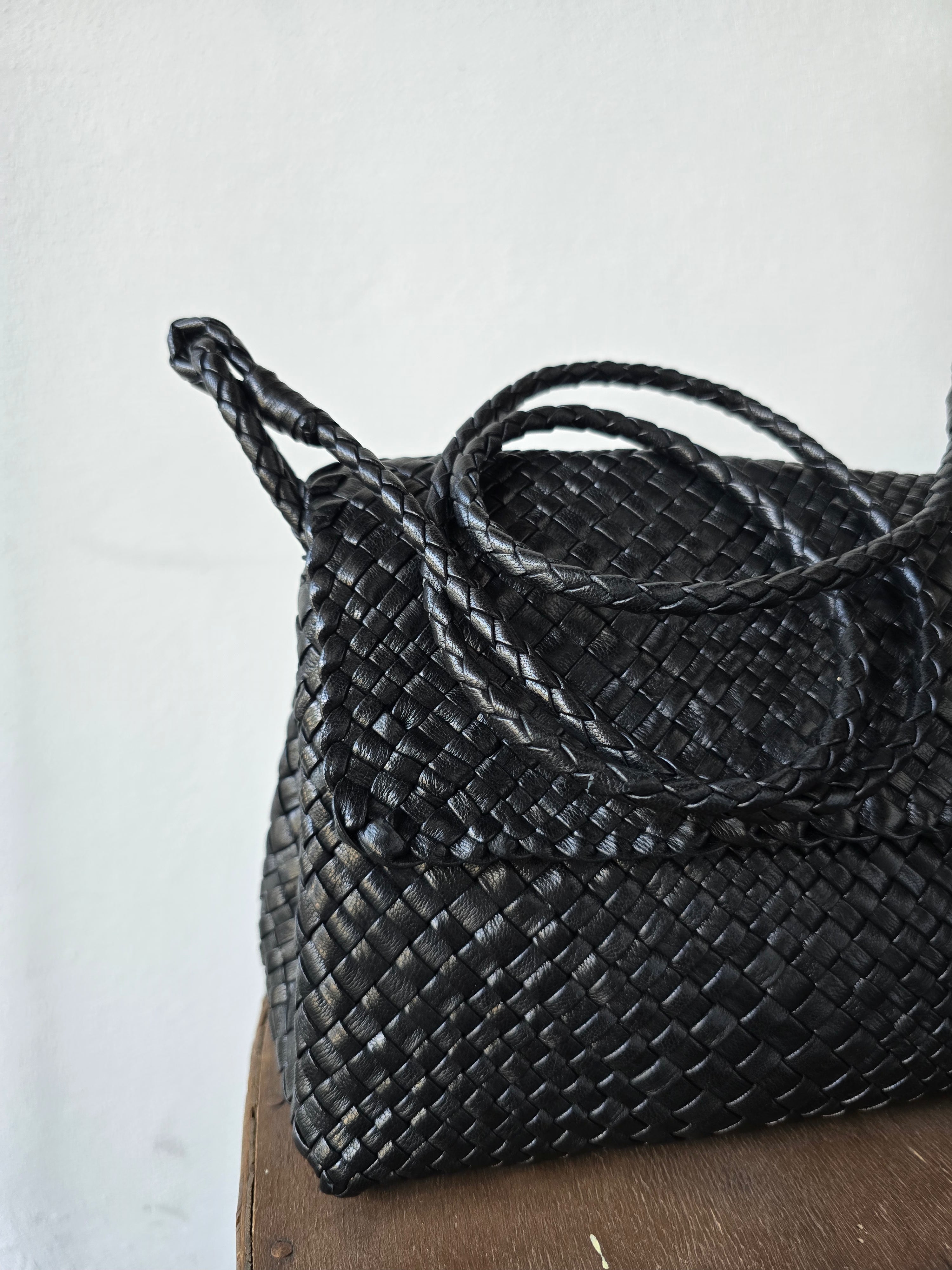 Ibeliv - Borsa intrecciata "Paris" nera