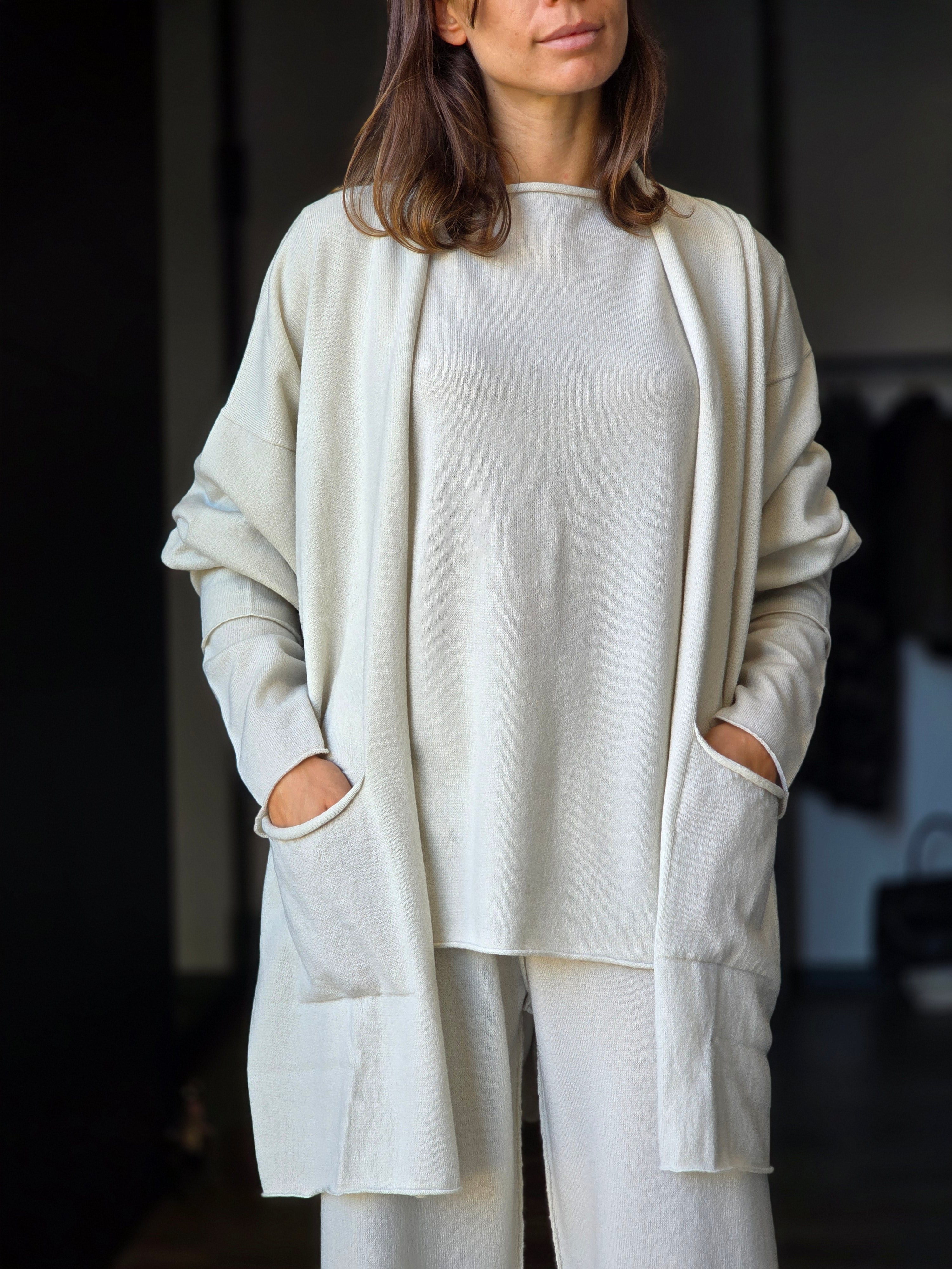 Canessa - Cardigan in cashmere bianco latte