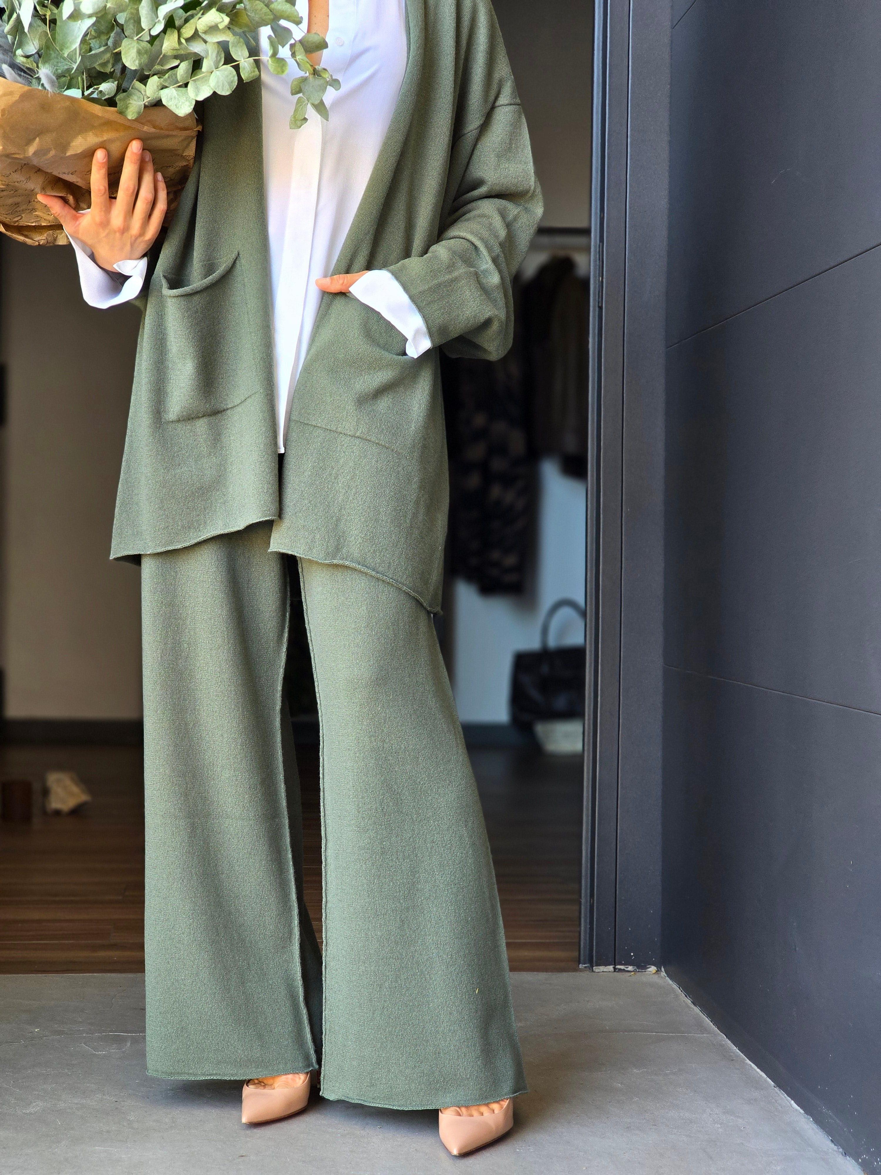 Canessa - Pantaloni in cashmere "Rhea" verde bosco