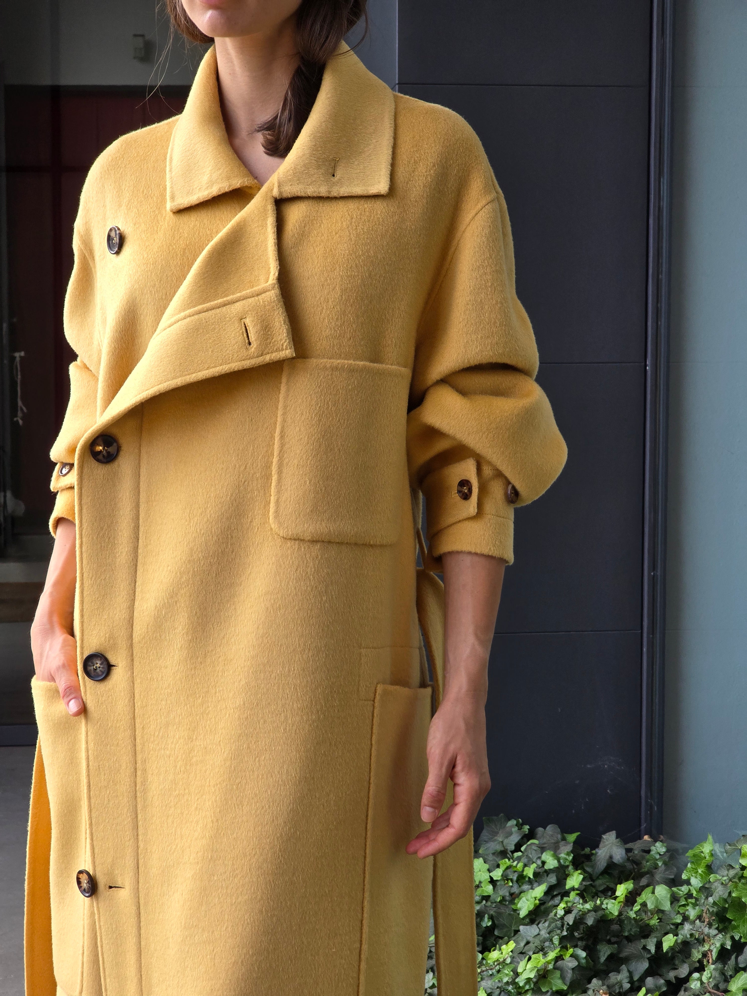 Philosophy di Lorenzo Serafini - Cappotto lungo in panno double giallo