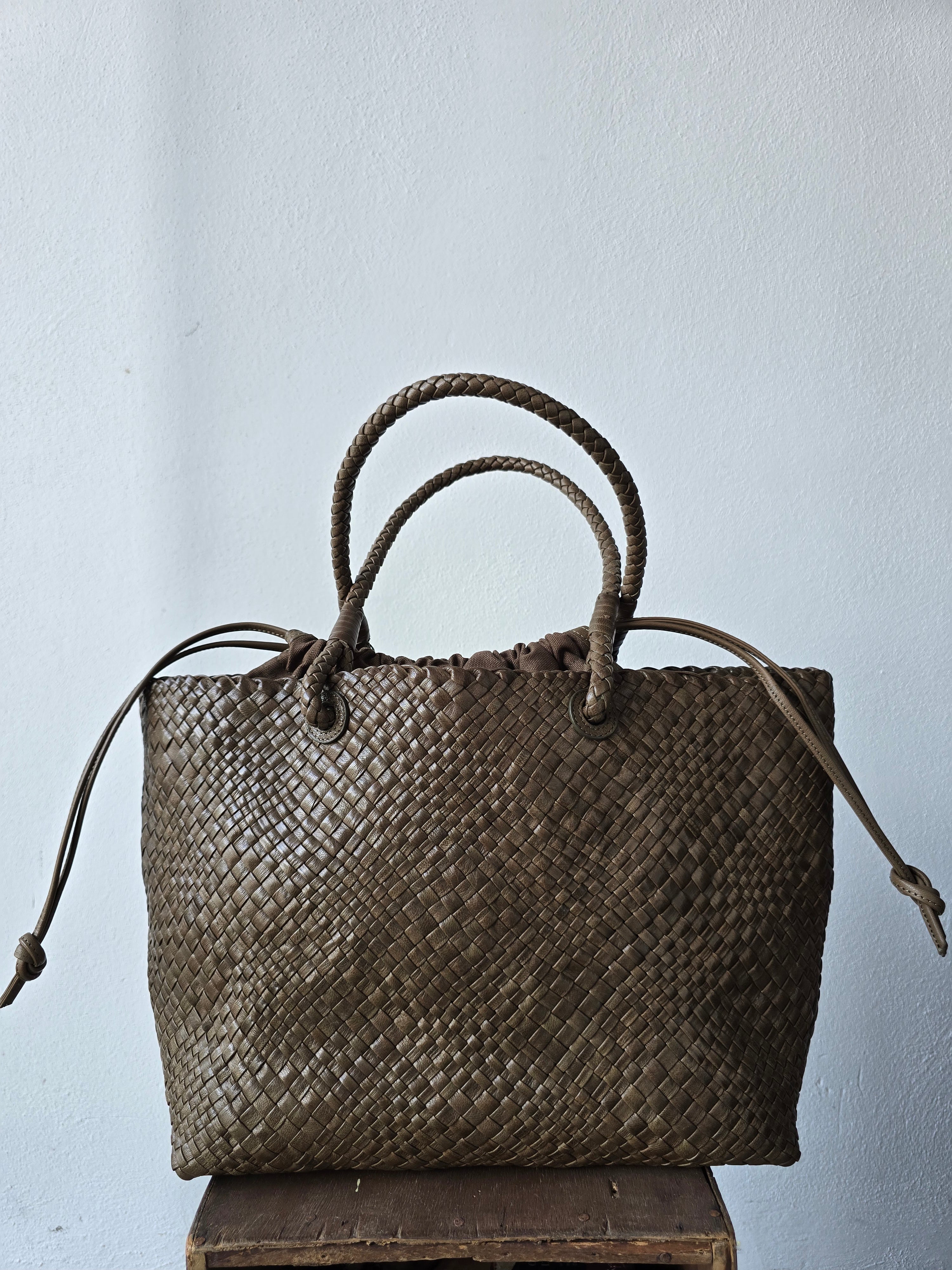 Ibeliv - Borsa in pelle " Bazika" kaki